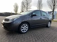 Toyota prius 1.5 vvt i comfort, 69-zh-tn - afbeelding 1 van  19