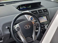 Toyota prius 1.8 aspiration 96g 7p| 75-zfr-4 - afbeelding 15 van  45