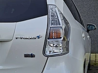 Toyota prius 1.8 aspiration 96g 7p| 75-zfr-4 - afbeelding 19 van  45