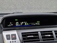 Toyota prius 1.8 aspiration 96g 7p| 75-zfr-4 - afbeelding 28 van  45