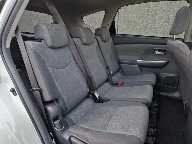 Toyota prius 1.8 aspiration 96g 7p| 75-zfr-4 - afbeelding 45 van  45