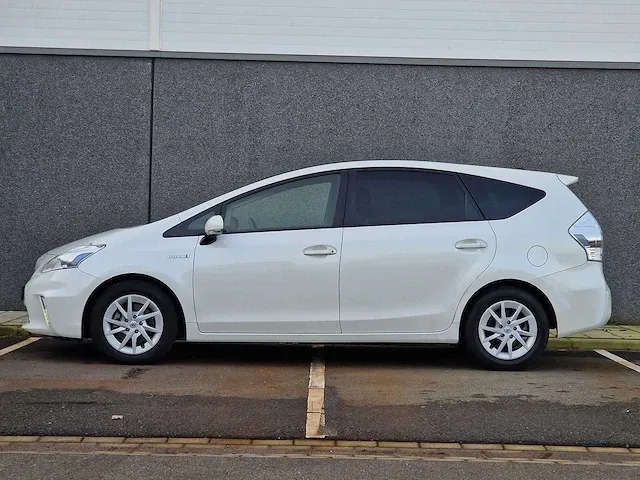Toyota prius 1.8 aspiration 96g 7p| 75-zfr-4 - afbeelding 4 van  45