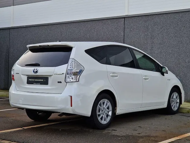 Toyota prius 1.8 aspiration 96g 7p| 75-zfr-4 - afbeelding 6 van  45