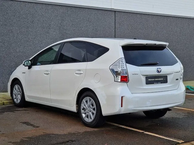 Toyota prius 1.8 aspiration 96g 7p| 75-zfr-4 - afbeelding 8 van  45