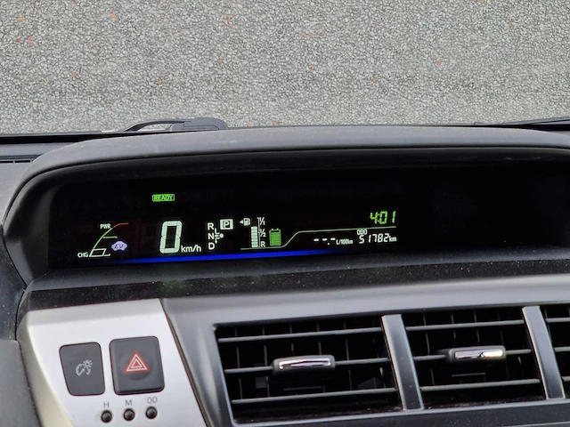 Toyota prius 1.8 aspiration 96g 7persoons | 75-zfr-4 - afbeelding 11 van  40