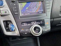 Toyota prius 1.8 aspiration 96g 7persoons | 75-zfr-4 - afbeelding 12 van  40