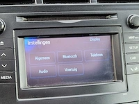 Toyota prius 1.8 aspiration 96g 7persoons | 75-zfr-4 - afbeelding 13 van  40