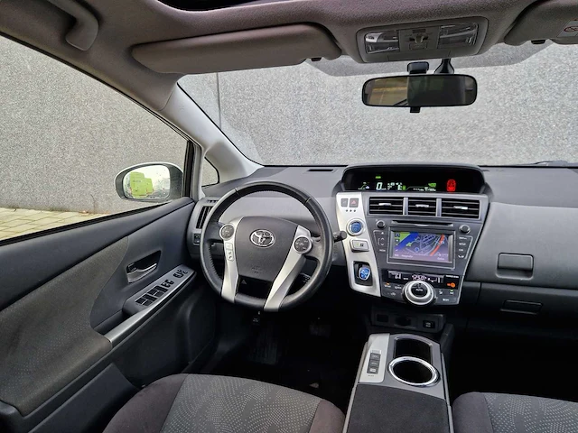 Toyota prius 1.8 aspiration 96g 7persoons | 75-zfr-4 - afbeelding 23 van  40
