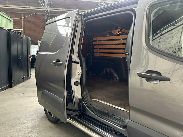 Toyota proace city 1.5 profession. long 131pk 2020, vhl-56-g - afbeelding 27 van  43