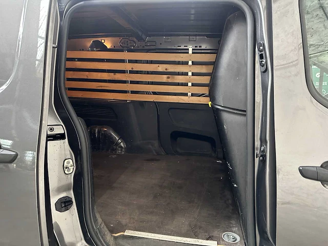Toyota proace city 1.5 profession. long 131pk 2020, vhl-56-g - afbeelding 28 van  43