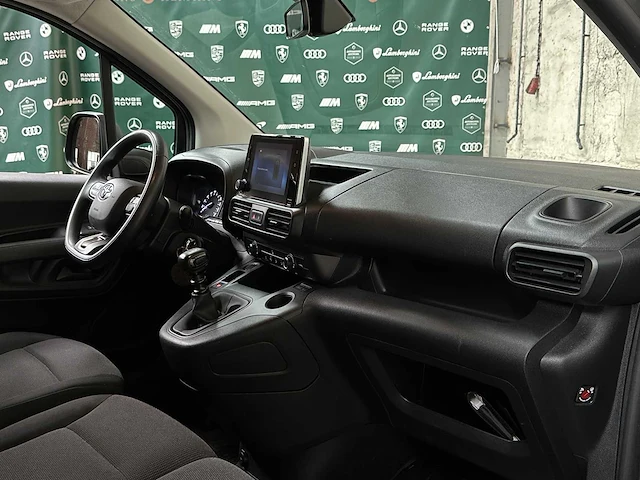 Toyota proace city 1.5 profession. long 131pk 2020, vhl-56-g - afbeelding 31 van  43