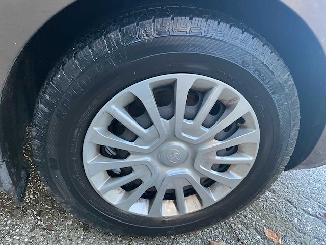 Toyota proace worker 2.0 d-4d prof. long bedrijfswagen - afbeelding 32 van  33