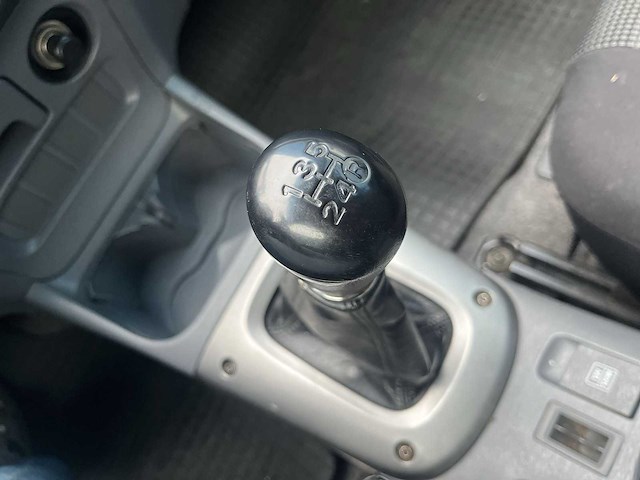 Toyota rav4 1.8 16v vvt-i luna 2001 - afbeelding 16 van  19