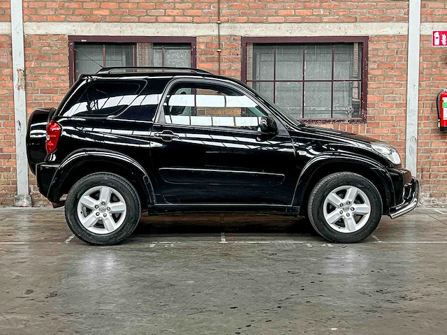 Toyota rav4 2.0-16v vvt-i sol (automaat) 150pk 2004, 76-hfb-9 youngtimer - afbeelding 2 van  40