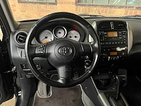 Toyota rav4 2.0-16v vvt-i sol (automaat) 150pk 2004, 76-hfb-9 youngtimer - afbeelding 13 van  40
