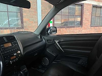 Toyota rav4 2.0-16v vvt-i sol (automaat) 150pk 2004, 76-hfb-9 youngtimer - afbeelding 14 van  40