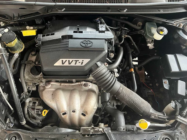 Toyota rav4 2.0-16v vvt-i sol (automaat) 150pk 2004, 76-hfb-9 youngtimer - afbeelding 32 van  40