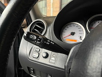 Toyota rav4 2.0-16v vvt-i sol (automaat) 150pk 2004, 76-hfb-9 youngtimer - afbeelding 17 van  40