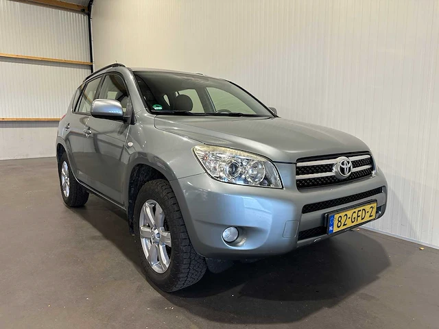 Toyota rav4 2.0 vvti 4x4 executive 82-gfd-2 - afbeelding 19 van  21