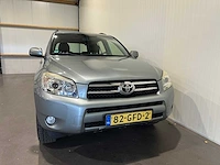 Toyota rav4 2.0 vvti 4x4 executive 82-gfd-2 - afbeelding 20 van  21