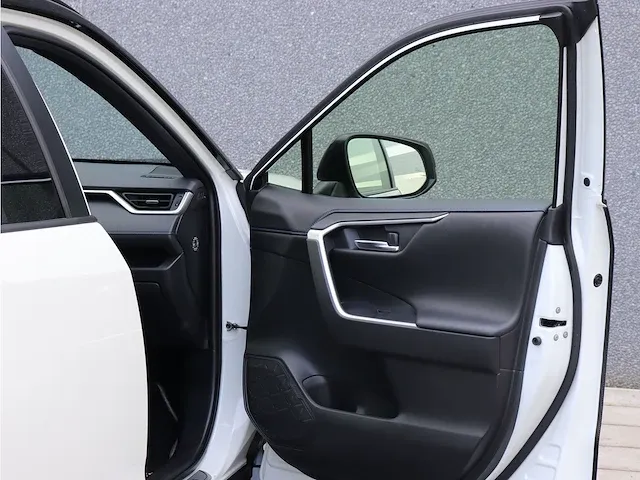 Toyota rav4 2.5 hybrid bi-tone | 001120 - afbeelding 41 van  52
