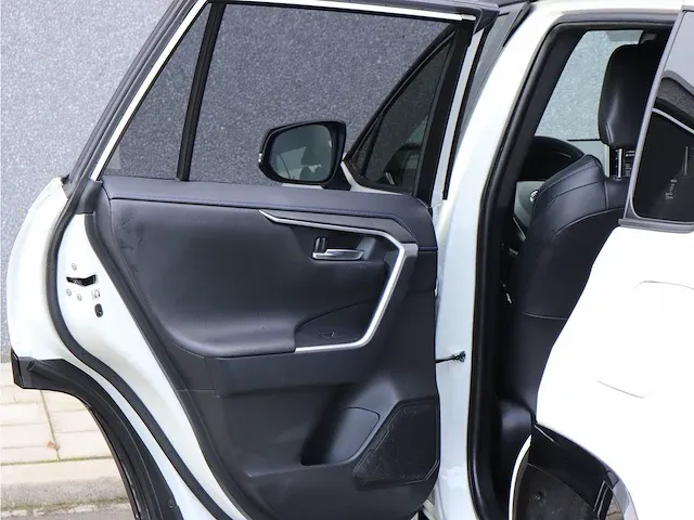 Toyota rav4 2.5 hybrid bi-tone | 001120 - afbeelding 28 van  52