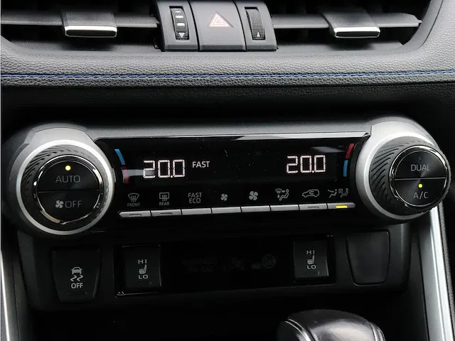 Toyota rav4 2.5 hybrid bi-tone | 001120 - afbeelding 30 van  52