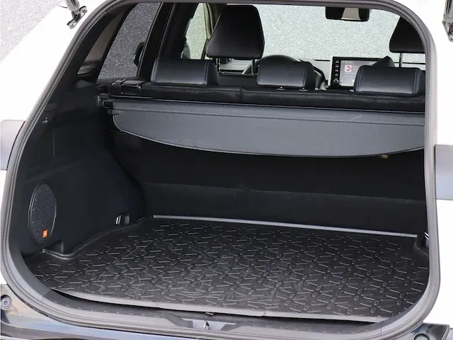 Toyota rav4 2.5 hybrid bi-tone | 001120 - afbeelding 37 van  52