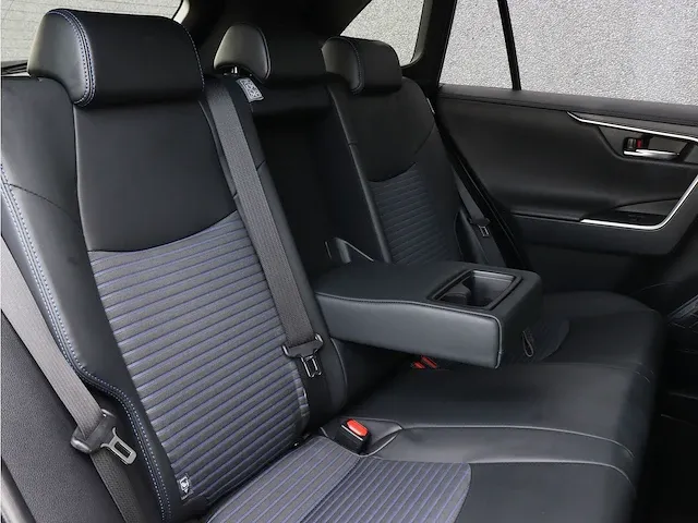 Toyota rav4 2.5 hybrid bi-tone | 001120 - afbeelding 44 van  52