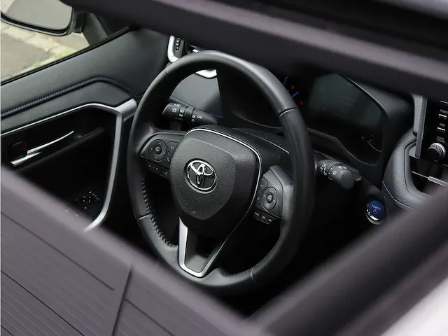 Toyota rav4 2.5 hybrid bi-tone | t-881-ls - afbeelding 47 van  50