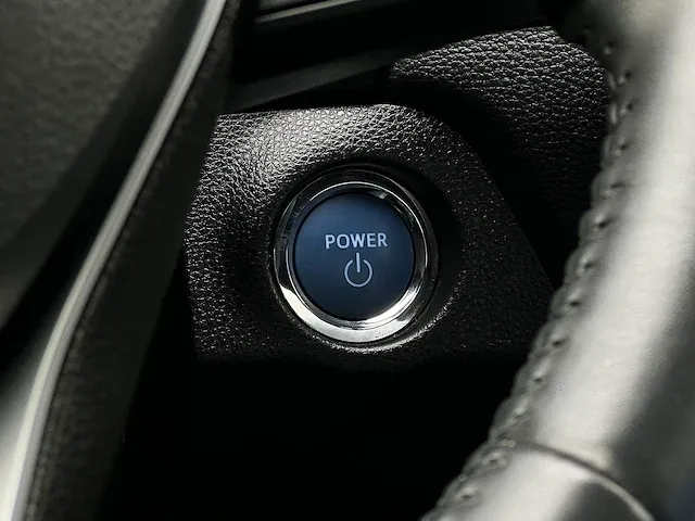 Toyota rav4 2.5 hybrid bi-tone | x-002-bf - afbeelding 2 van  41