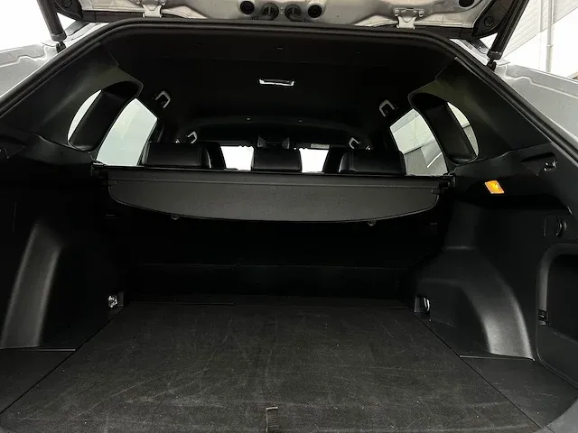 Toyota rav4 2.5 hybrid bi-tone | x-002-bf - afbeelding 31 van  41