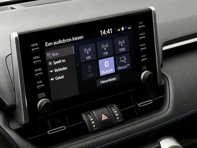 Toyota rav4 2.5 hybrid bi-tone | x-002-bf - afbeelding 16 van  41