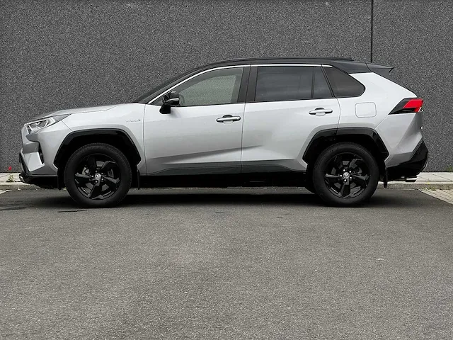 Toyota rav4 2.5 hybrid bi-tone | x-002-bf - afbeelding 20 van  41
