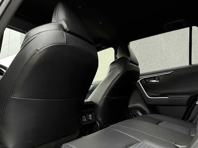 Toyota rav4 2.5 hybrid bi-tone | x-002-bf - afbeelding 22 van  41