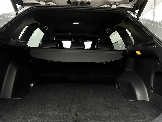 Toyota rav4 2.5 hybrid bi-tone | x-002-bf - afbeelding 31 van  41