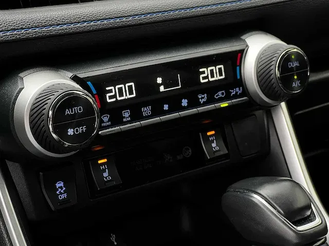 Toyota rav4 2.5 hybrid bi-tone | x-002-bf - afbeelding 39 van  41