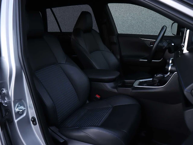 Toyota rav4 2.5 hybrid bi-tone | x-002-bf - afbeelding 13 van  39