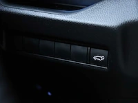 Toyota rav4 2.5 hybrid bi-tone | x-002-bf - afbeelding 24 van  39