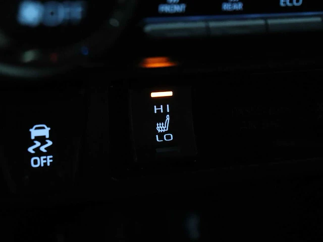 Toyota rav4 2.5 hybrid bi-tone | x-002-bf - afbeelding 30 van  39