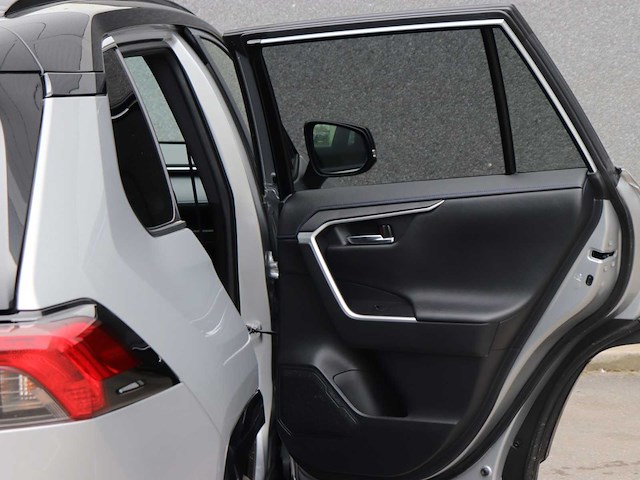 Toyota rav4 2.5 hybrid bi-tone | x-002-bf - afbeelding 12 van  39