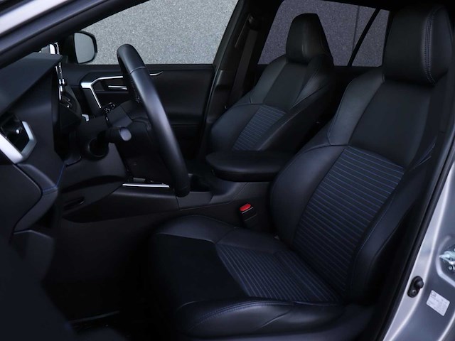 Toyota rav4 2.5 hybrid bi-tone | x-002-bf - afbeelding 18 van  39