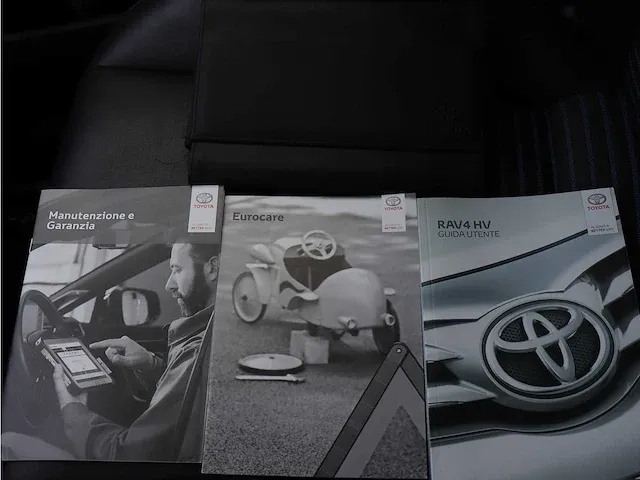 Toyota rav4 2.5 hybrid bi-tone | x-503-fn - afbeelding 25 van  52