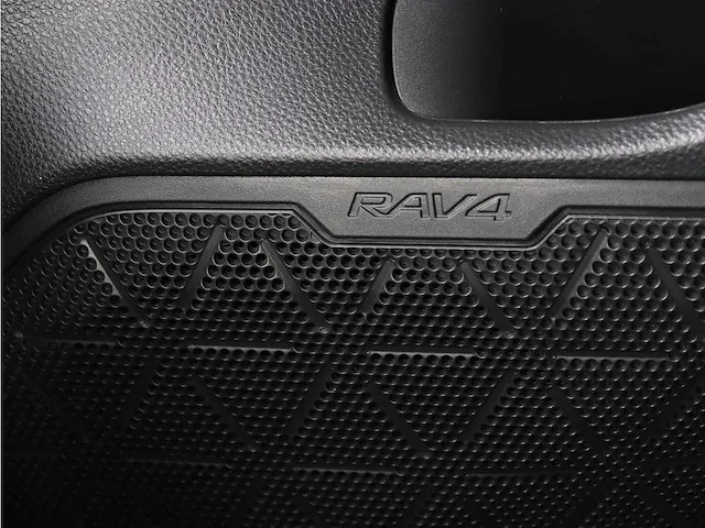 Toyota rav4 2.5 hybrid bi-tone | x-503-fn - afbeelding 47 van  52
