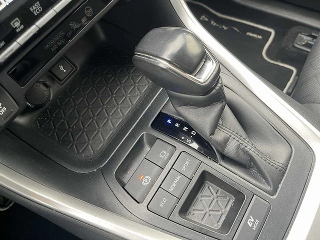 Toyota rav4 2.5 hybrid dynamic 2021 | l-240-gp - afbeelding 10 van  26