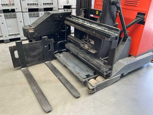 Toyota reach truck - afbeelding 2 van  17