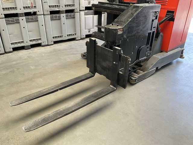 Toyota reach truck - afbeelding 7 van  17