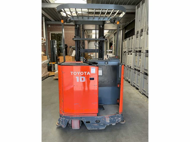 Toyota reach truck - afbeelding 11 van  17