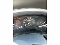 Toyota starlet 1.3-16v xli 1999 | xr-vp-52 - afbeelding 4 van  9