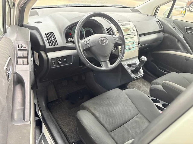Toyota verso 1.6 vvt-i dynamic 2006 | 08-sz-xg - afbeelding 9 van  23
